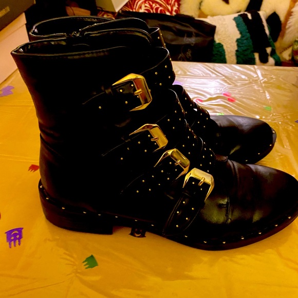 Beautiful boots black color size 7.5 - Picture 1 of 7
